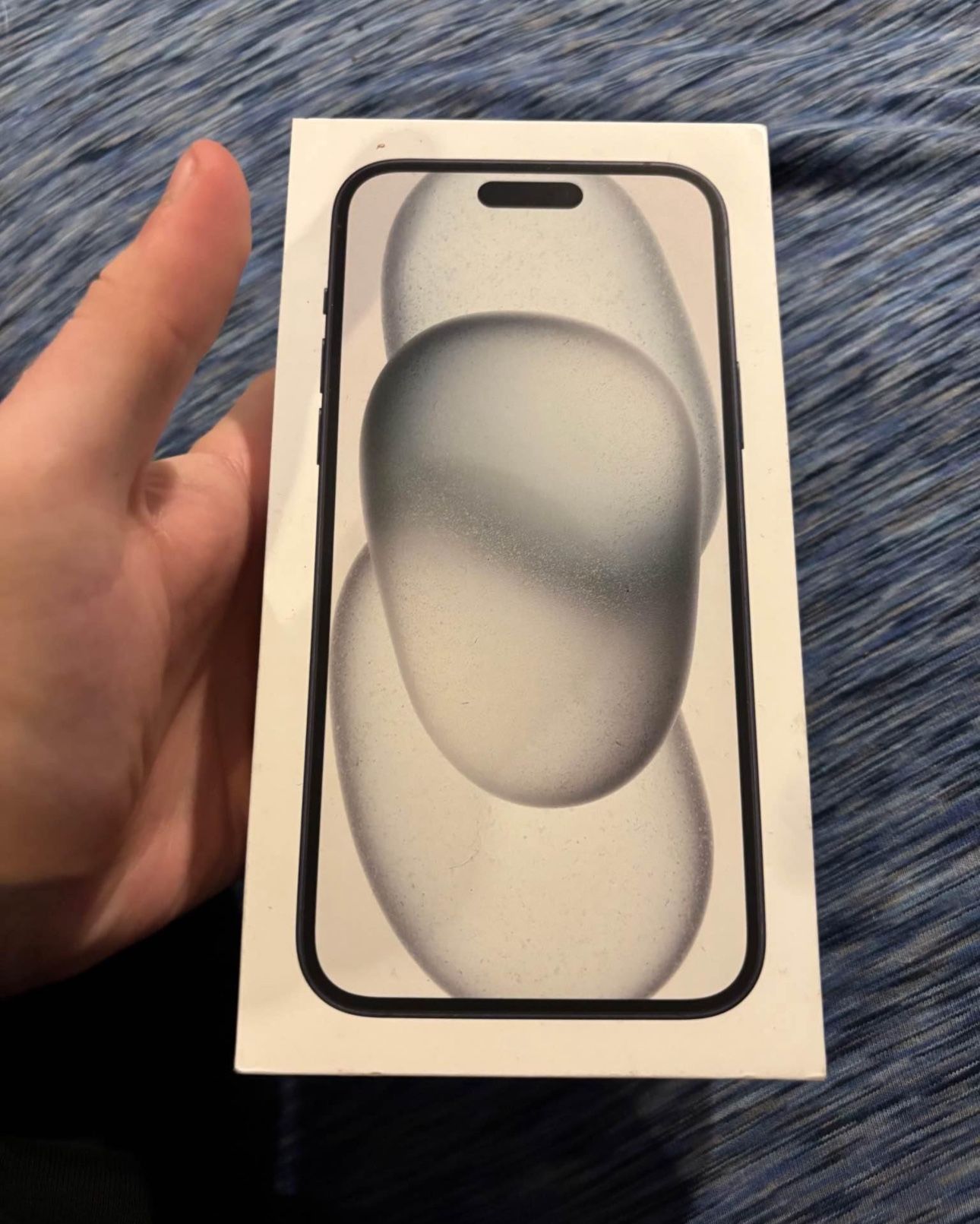iPhone 15 Plus