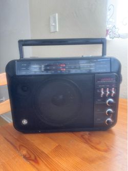 VINTAGE GE GENERAL ELECTRIC SUPERADIO MODEL 7-2887A TESTED WORKS