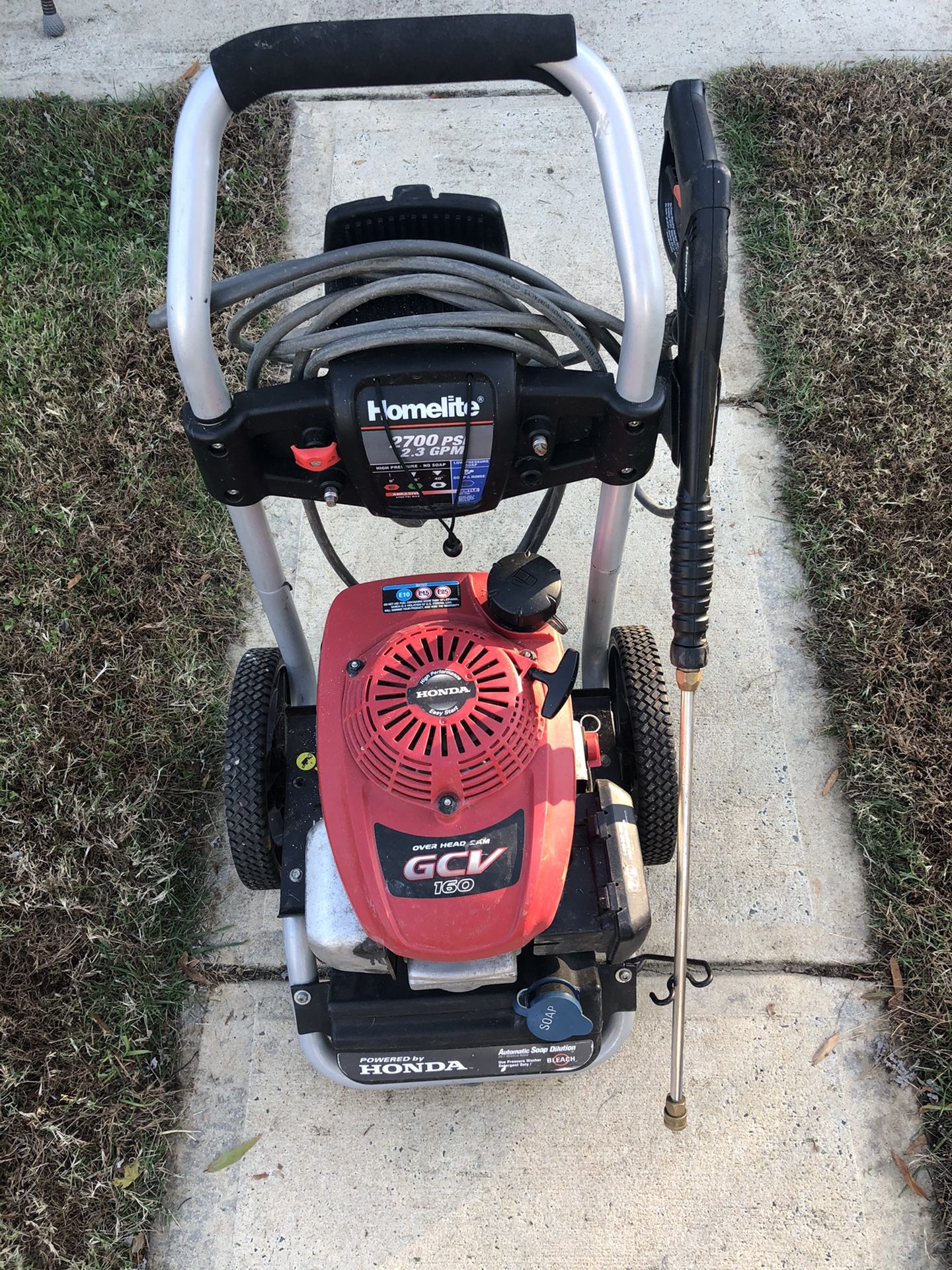 Homelite 2700-PSI Honda Gas Pressure Washer