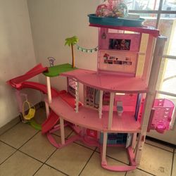 Barbie Dream House