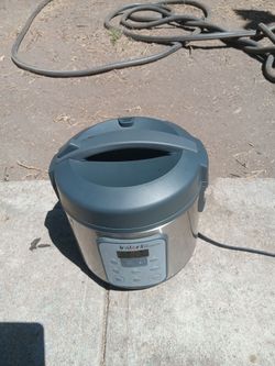 !! Instant Rice Cooker  8 Cups Works Great