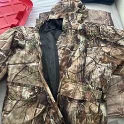 Red head hunting wind breaker