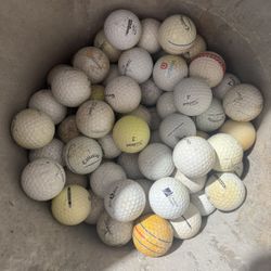 100 Used Golf Balls + Golf Tees