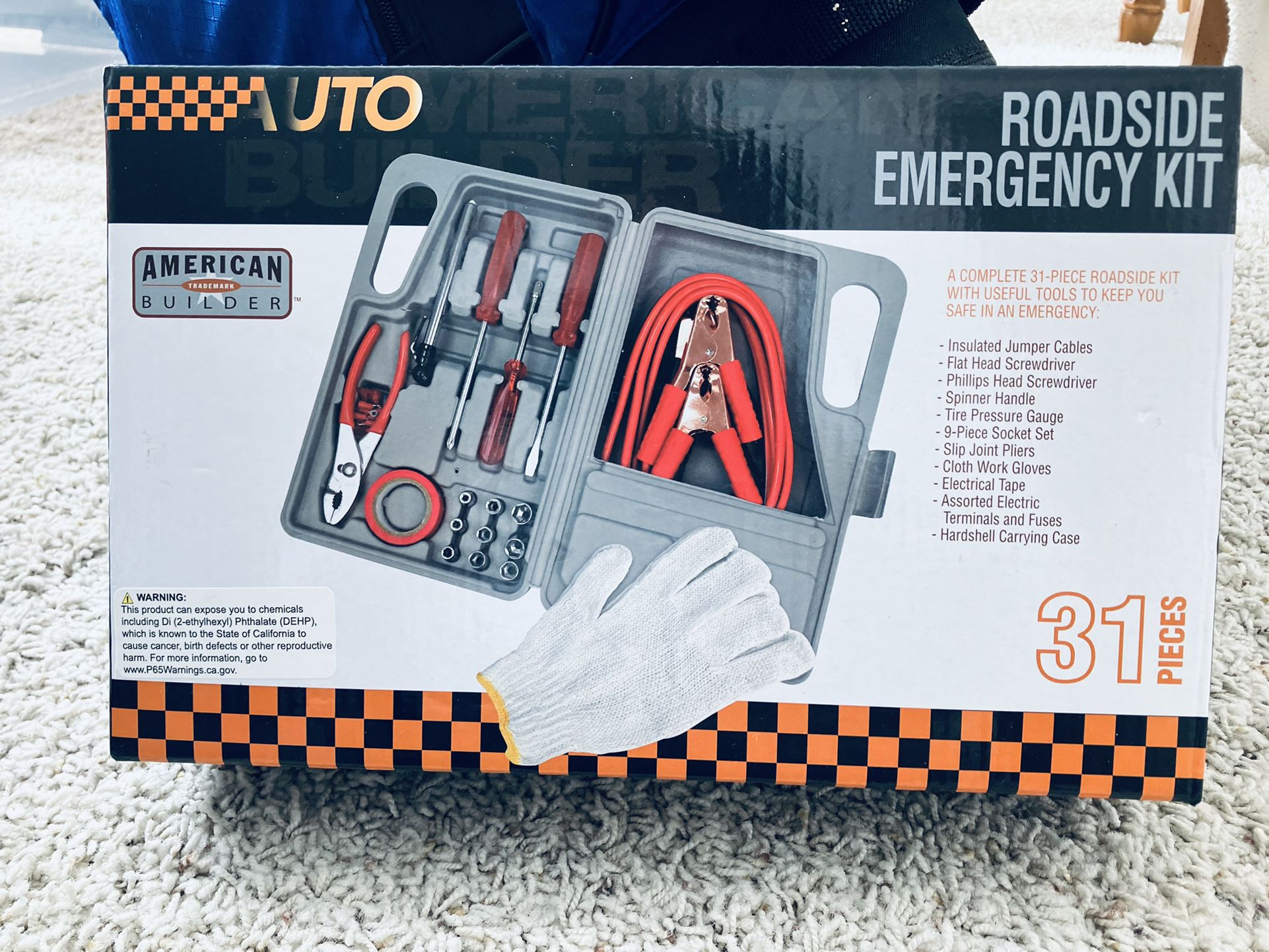 Roadside Emergency Kit - 31 Pieces