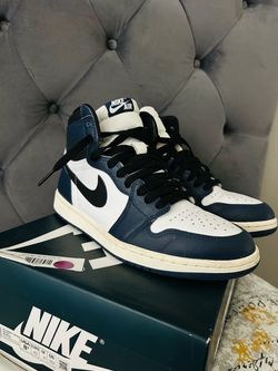 Nike Air Jordan 1 Retro High Dark Navy