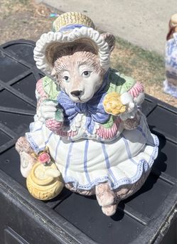 Vintage 1991 Fitz & Floyd "Mama Bear in Bonnet with Bees and Honey" ceramic cookie jar.