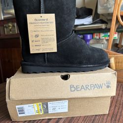 Bearpaw Youth Size 3