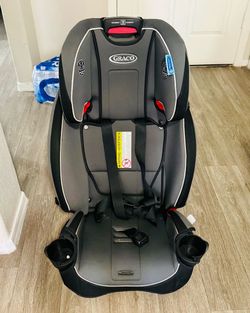 Selling Graco 4-in-1 car seat, clean and as good as new. Bought in Sept 2024.
