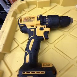 20 v hammer drill dewalt brushless 