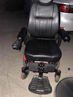 Mobile PULSE 3 mobility Electric wheelchair scooter