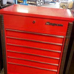 SNAP ON TOOL BOX 