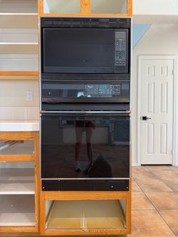 Whirlpool oven & microwave combo wall unit