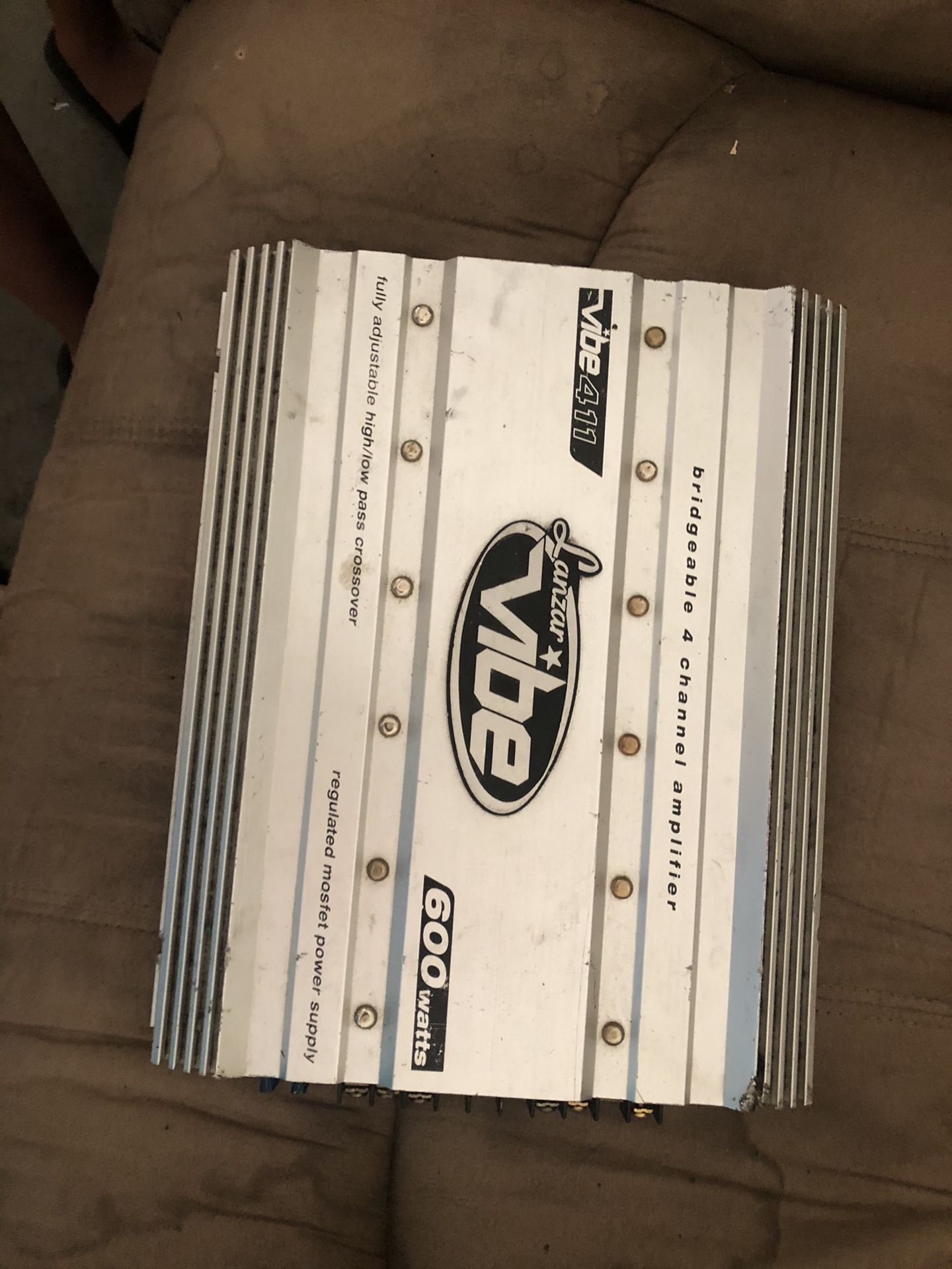 Lanzar vibe amp 600 watts