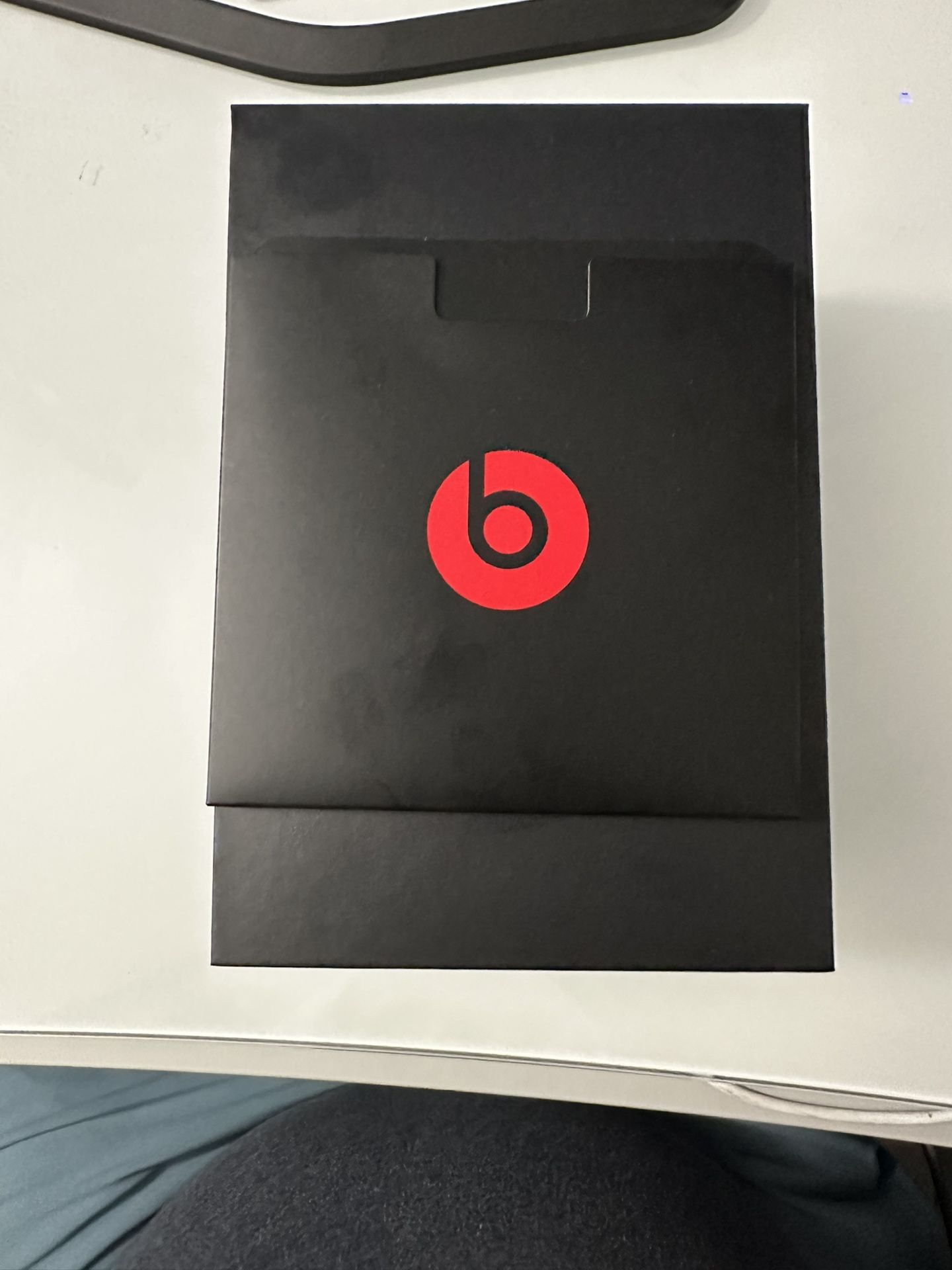 Beats Wireless Headphones- Like New