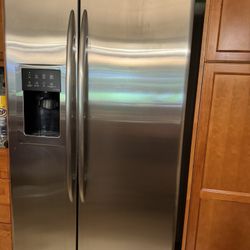 Refrigerator Side By Side Stainless Steel