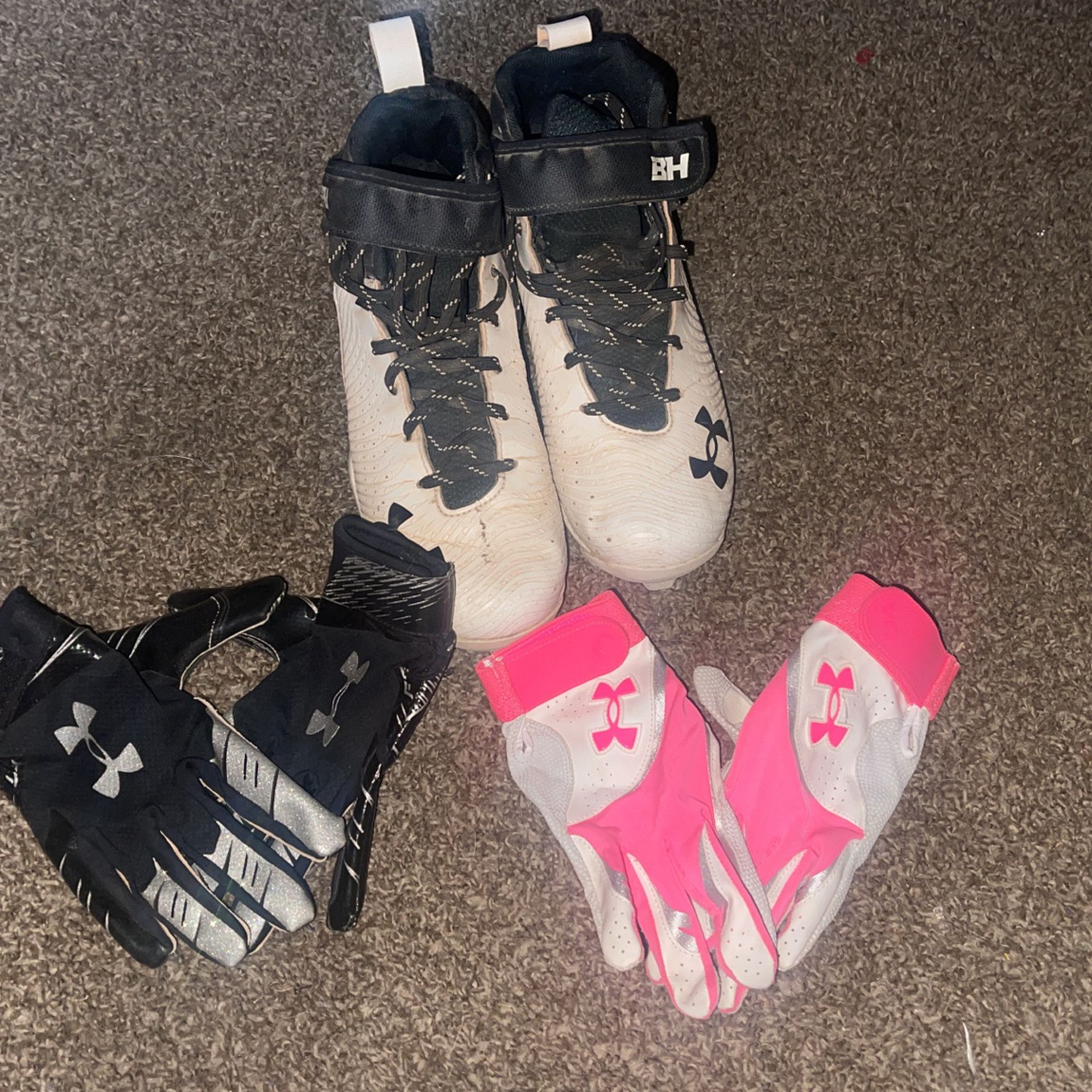Softball Cleats And Gloves