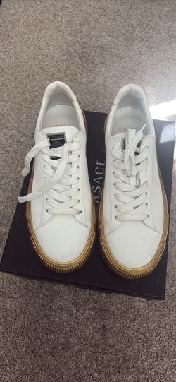 Versace greca