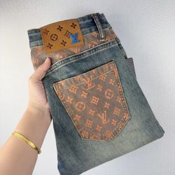 LV Men’s Jeans 2026 New 