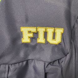 FIU CAP AND GOWN