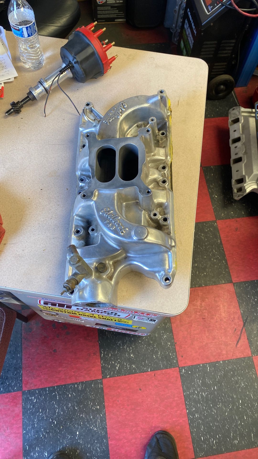 Ford 289, 302 Edelbrock aluminum intake