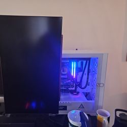 LG Ultra gear Oled Monitor 27 In