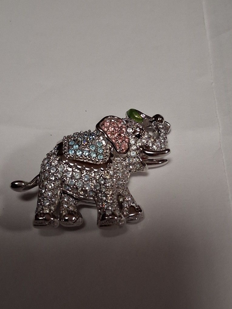 Vintage Swarovski Stemb Silver Tone Elephant Brooch