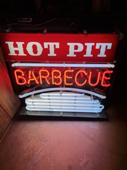 Hot Pit Barbecue Sign