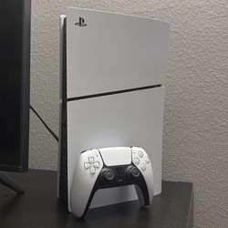 PlayStation 5 Slim (PS5 Disc Version)