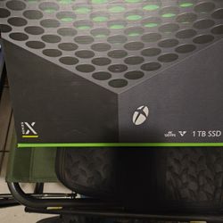 Xbox Series X 1 TB SDD Console With 2 Remote,Gaming  Microphones And 3 Games 