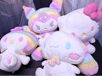 NEW SANRIO HELLO KITTY AND FRIENDS LARGE RAINBOW COLLECTION *MAKE AN OFFER*
