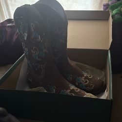 NWT Roper Women's Embroidered Square Toe Cowboy Boots 