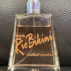 DISCONTINUED AVON Mark Rio Bikini Instant Vacation Fragrance Mist Perfume. Has a floral, fruity feminine fragrance that is sweet and reminiscent of th