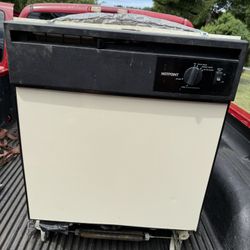 Free Working Dishwasher