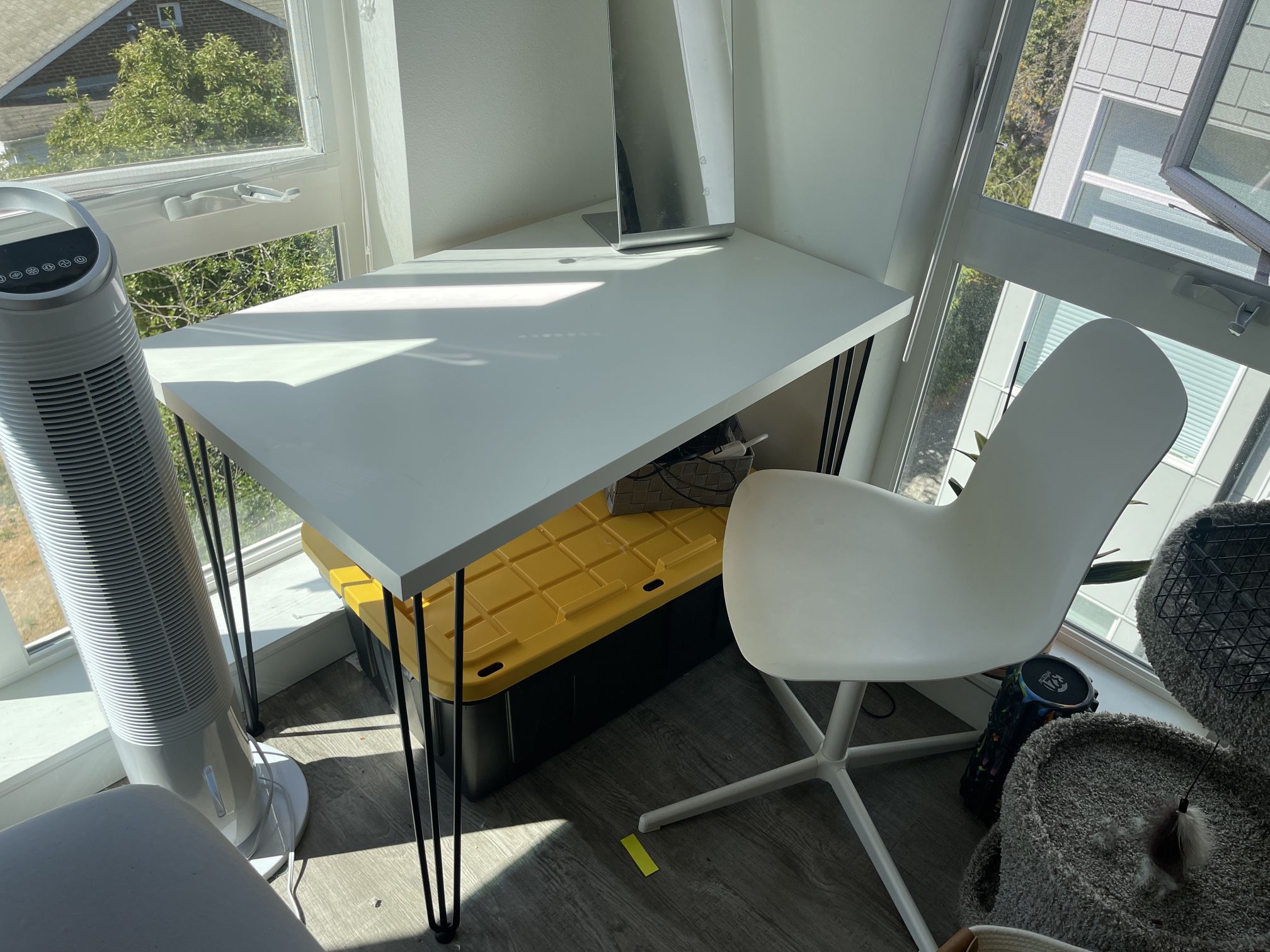 Simple Desk & Chair