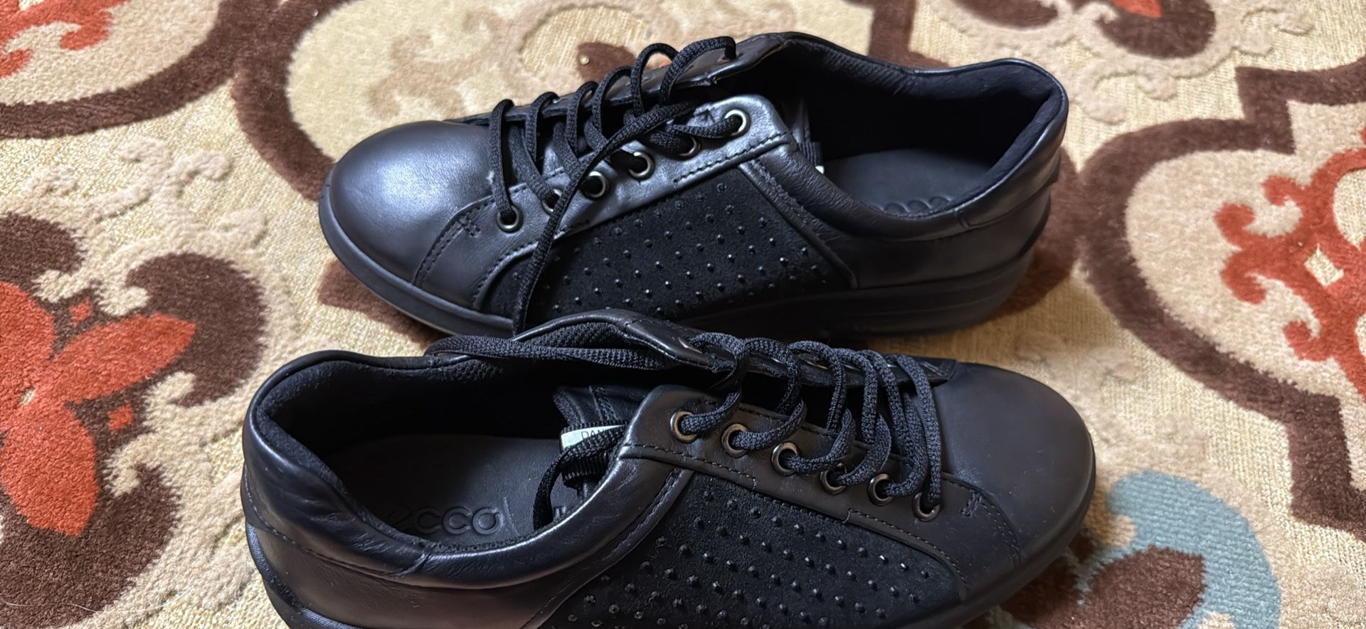 Women Sneakers