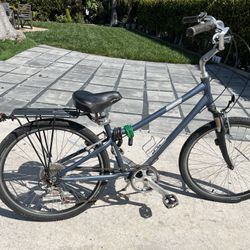 Giant By Topeak Bike