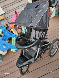 Babytrends Expedition Jogging Stroller 