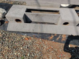 Cross-Boat Carpeted Bench
