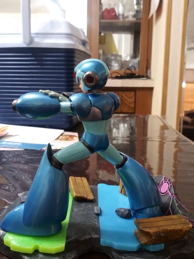 Mega Man X Statue