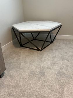 MARBLE STONE COFFEE TABLE!!