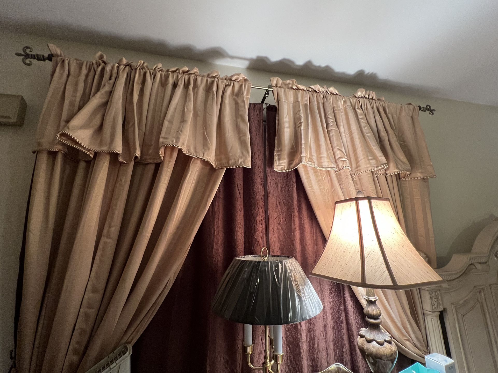 Gold Curtain Set