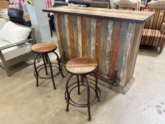 INTERNATIONAL FURNITURE DIRECT Antique Collection Reclaimed Pine and Wrought Iron Bar with Industrial Style Swiveling Stools