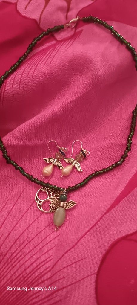 Green And Pearl Angel Necklace Earrings Set