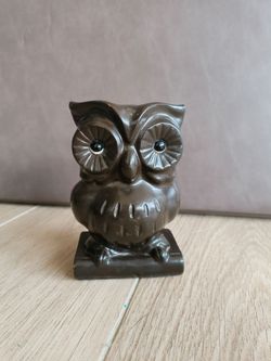 Vintage Owl Bank Royalty Designs