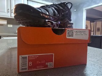 BRAND NEW NIKE AIR MAX PLUS SIZE 8