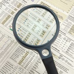 Like New Carson SureGrip Soft Grip 2x Glass Magnifier