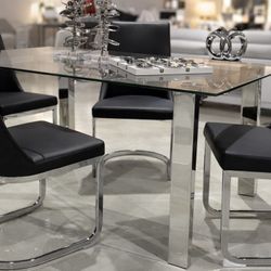 DINING TABLE - Glass Top & CHROME BASE ✅✅