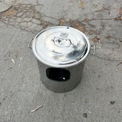 stainless steel cat litter box.