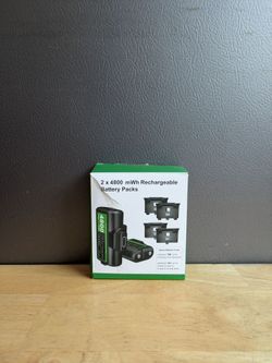 2 x 4800 mWh Rechargeable Battery Packs