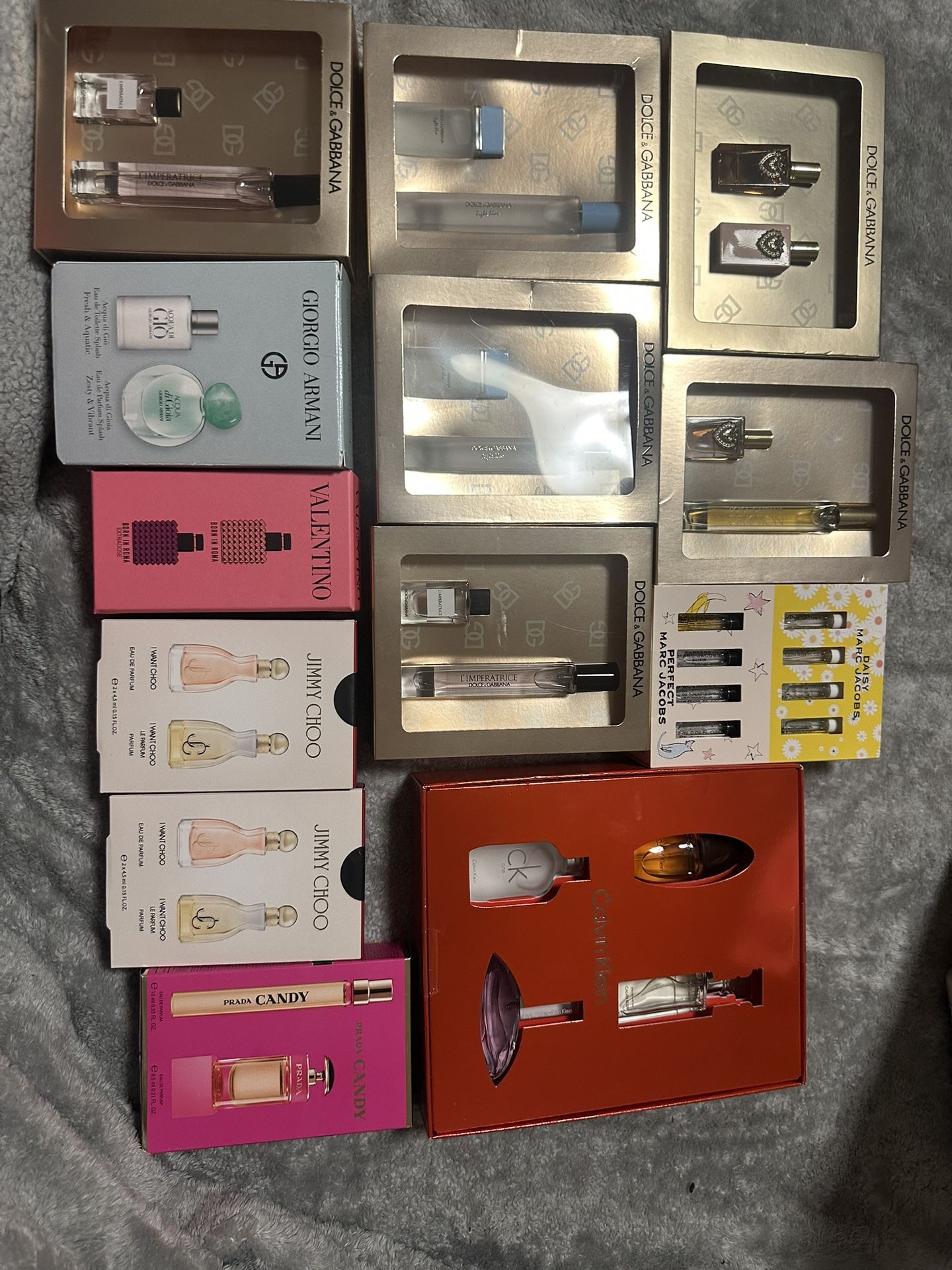 Perfumes & Colognes
